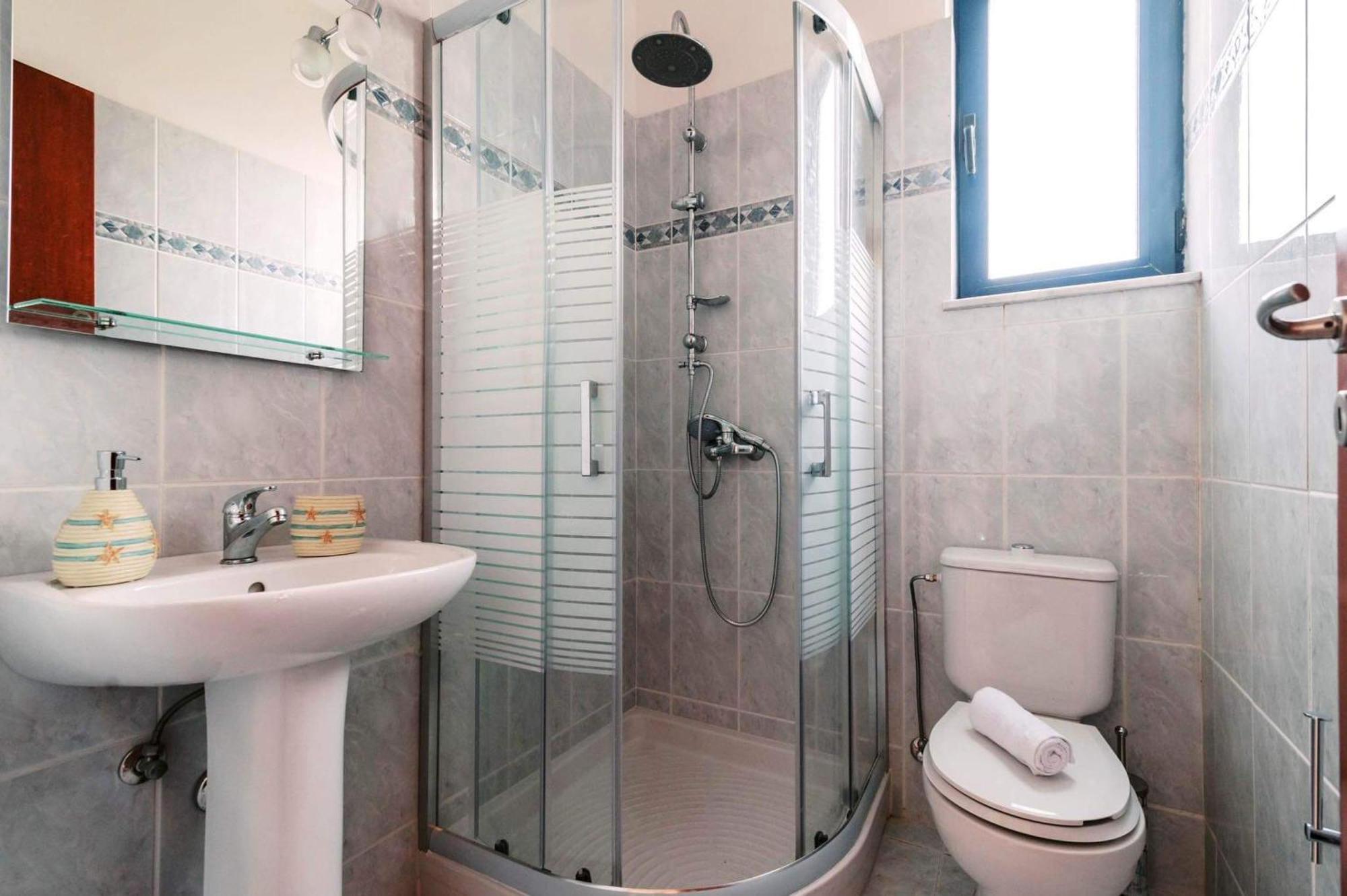Vila Infinity Blu